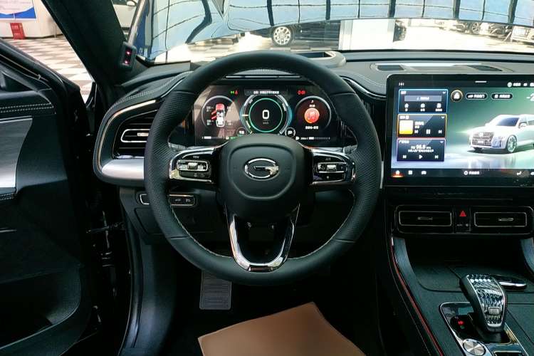 Used GAC Trumpchi GS8 2022 Dual-Engine Series 2.0TM Two-Wheel Drive Prestige Edition (7 Seats) Steering Wheel