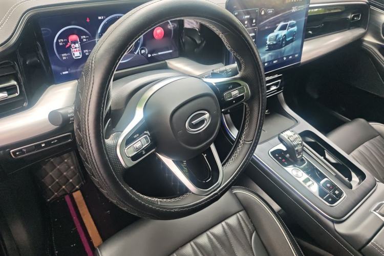 Used GAC Trumpchi GS8 2022 Flagship Series 2.0 TGDI Four-Wheel Drive Luxury Smart Connectivity Version (7 Seats) Steering Wheel