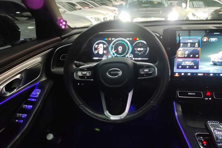 Used GAC Trumpchi GS8 2022 Flagship Series 2.0 TGDI Two-Wheel-Drive Prestige Edition (6-seater) Steering Wheel