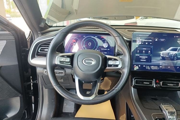 Used GAC Trumpchi GS8 2022 Linghang Series 2.0 TGDI Two-Wheel-Drive Luxury Smart Connectivity Version (7 Seats) Steering Wheel