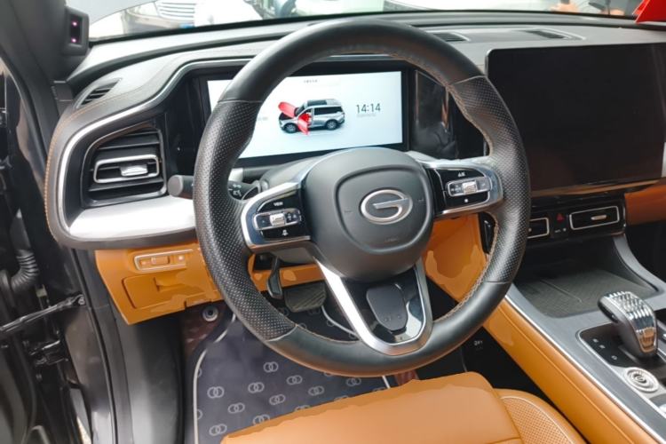 Used GAC Trumpchi GS8 2022 Linghang Series 2.0 TGDI Two-Wheel-Drive Luxury Smart Connectivity Version (7 Seats) Steering Wheel