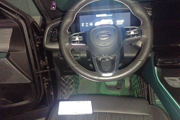 Used GAC Trumpchi GS8 2022 Flagship Series 2.0 TGDI Two-Wheel-Drive Prestige Edition (6-seater) Steering Wheel