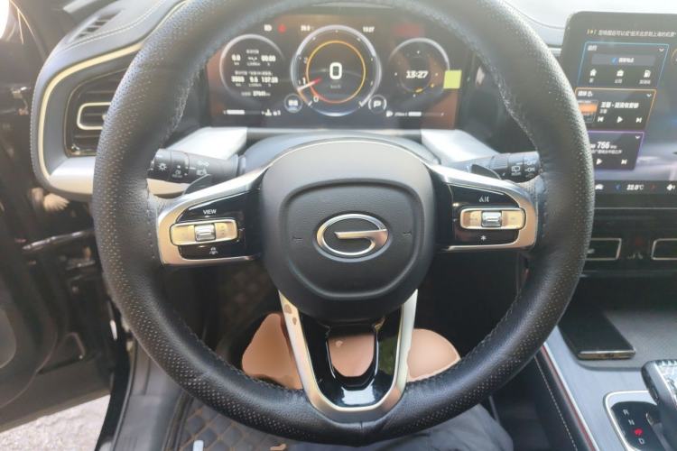 Used GAC Trumpchi GS8 2022 Linghang Series 2.0 TGDI Two-Wheel-Drive Luxury Smart Connectivity Version (7 Seats) Steering Wheel