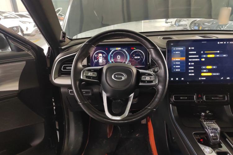 Used GAC Trumpchi GS8 2022 Flagship Series 2.0 TGDI Two-Wheel-Drive Prestige Edition (7 Seats) Steering Wheel