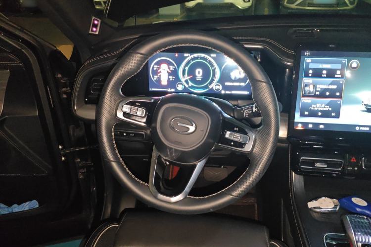 Used GAC Trumpchi GS8 2022 Flagship Series 2.0 TGDI Four-Wheel Drive Luxury Smart Connectivity Version (7 Seats) Steering Wheel