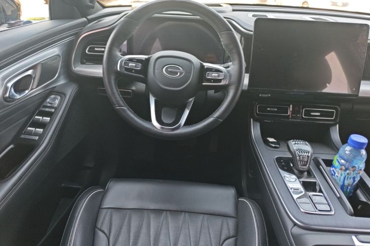 Used GAC Trumpchi GS8 2022 LINGHANG Series 2.0 TGDI Two-Wheel-Drive Luxury Edition (7 Seats) Steering Wheel