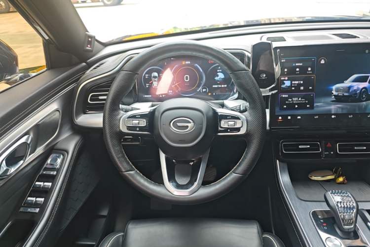 Used GAC Trumpchi GS8 2022 LINGHANG Series 2.0 TGDI Two-Wheel-Drive Luxury Edition (7 Seats) Steering Wheel