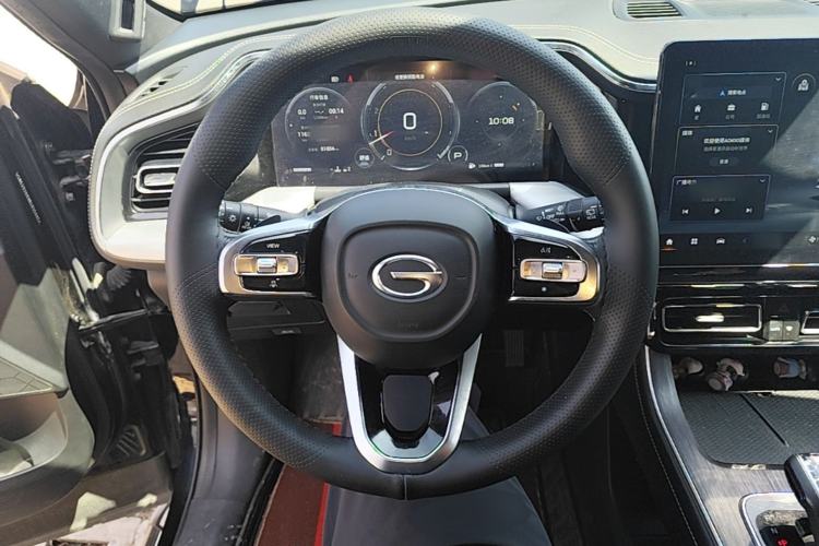 Used GAC Trumpchi GS8 2022 Linghang Series 2.0 TGDI Two-Wheel-Drive Luxury Smart Connectivity Version (7 Seats) Steering Wheel