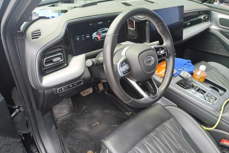 Used GAC Trumpchi GS8 2022 Linghang Series 2.0 TGDI Two-Wheel-Drive Luxury Smart Connectivity Version (7 Seats) Steering Wheel