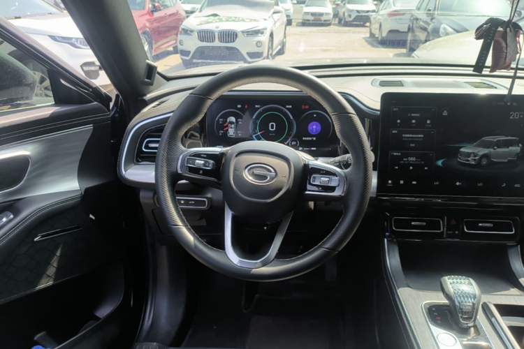 Used GAC Trumpchi GS8 2022 Linghang Series 2.0 TGDI Two-Wheel-Drive Luxury Smart Connectivity Version (7 Seats) Steering Wheel