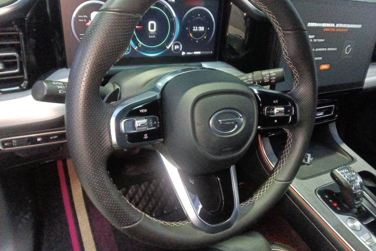 Used GAC Trumpchi GS8 2022 Linghang Series 2.0 TGDI Two-Wheel-Drive Luxury Smart Connectivity Version (7 Seats) Steering Wheel