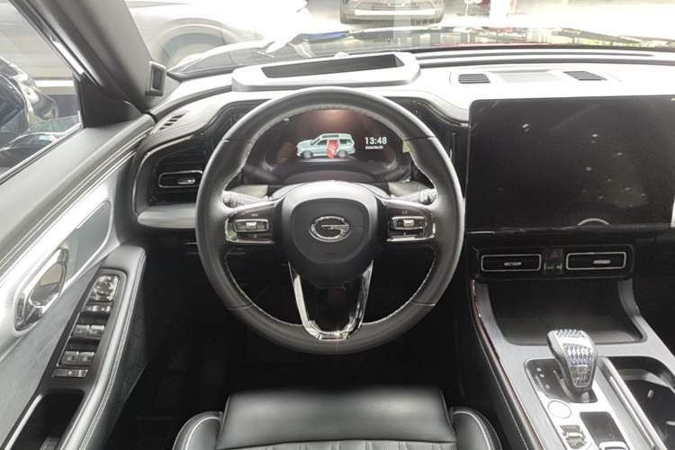 Used GAC Trumpchi GS8 2022 Double-Energy Series 2.0TM Four-Wheel Drive Premium Edition (7 Seats) Steering Wheel