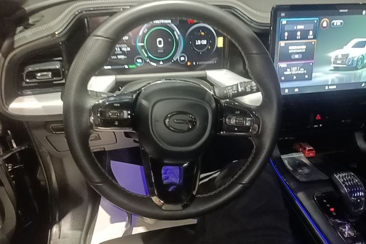 Used GAC Trumpchi GS8 2022 Double-Energy Series 2.0TM Two-Wheel Drive Prestige Edition (6 Seats) Steering Wheel