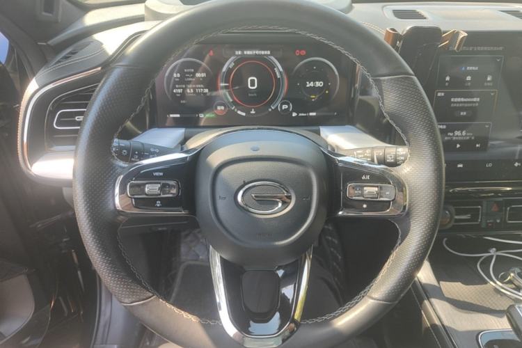 Used GAC Trumpchi GS8 2022 Dual-Engine Series 2.0TM Two-Wheel Drive Prestige Edition (7 Seats) Steering Wheel
