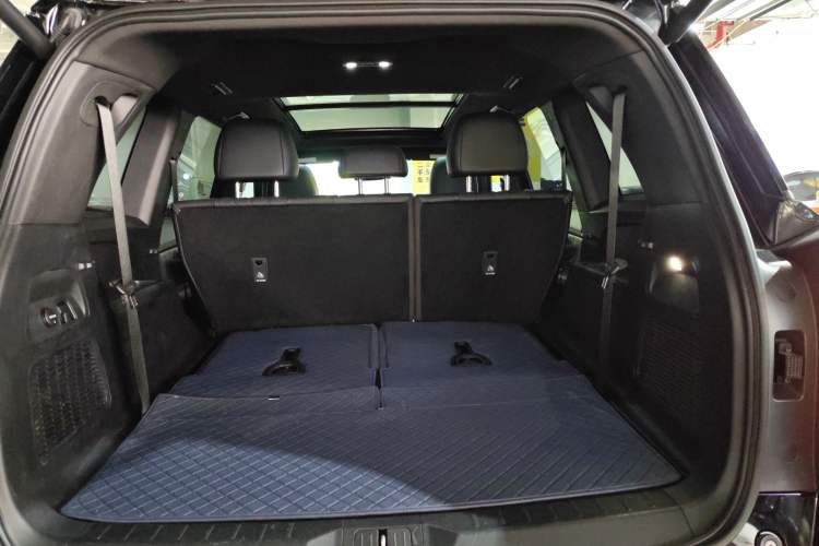 Used GAC Trumpchi GS8 2022 Flagship Series 2.0 TGDI Four-Wheel Drive Luxury Smart Connectivity Version (7 Seats) Trunk