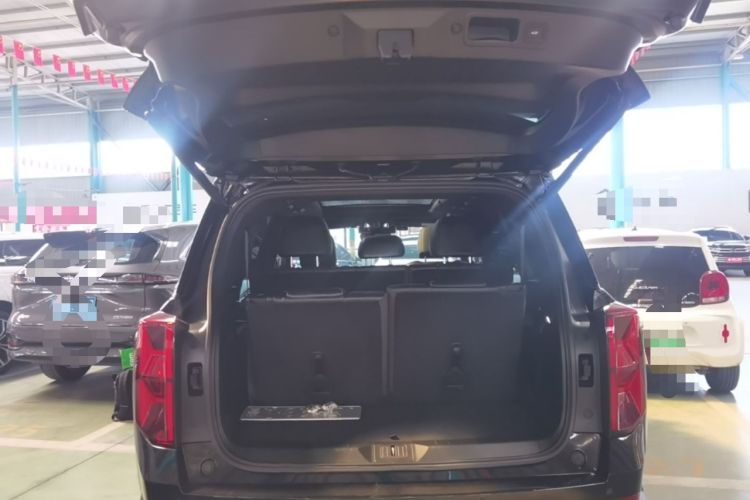 Used GAC Trumpchi GS8 2022 Linghang Series 2.0 TGDI Two-Wheel-Drive Luxury Smart Connectivity Version (7 Seats) Trunk