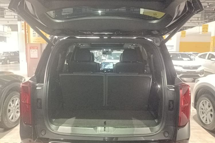 Used GAC Trumpchi GS8 2022 Double-Energy Series 2.0TM Two-Wheel Drive Prestige Edition (6 Seats) Trunk