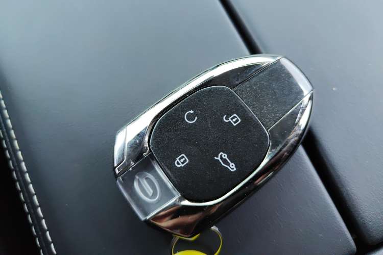 Used GAC Trumpchi GS8 2022 LINGHANG Series 2.0 TGDI Two-Wheel-Drive Luxury Edition (7 Seats) Vehicle Key