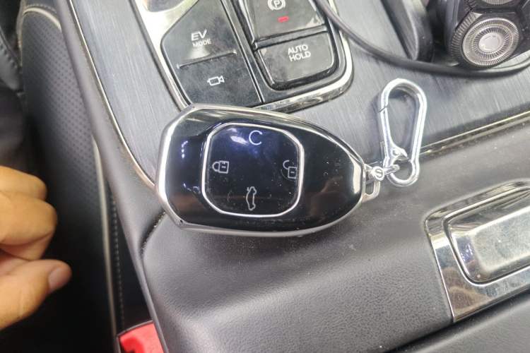 Used GAC Trumpchi GS8 2022 Dual-Engine Series 2.0TM Two-Wheel Drive Prestige Edition (7 Seats) Vehicle Key