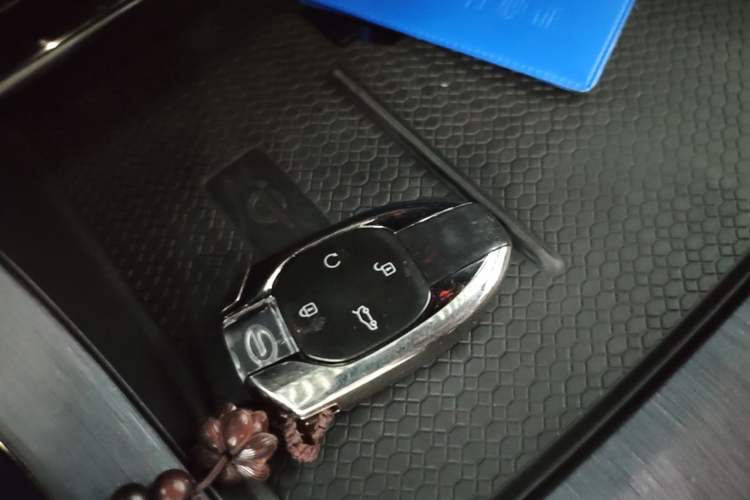 Used GAC Trumpchi GS8 2022 Double-Energy Series 2.0TM Four-Wheel Drive Premium Edition (7 Seats) Vehicle Key