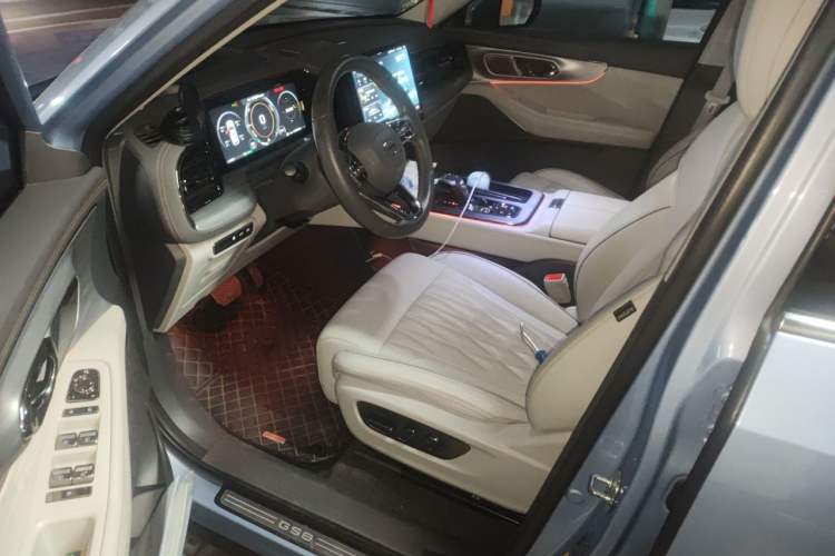 Used GAC Trumpchi GS8 2022 Dual-Engine Series 2.0TM Four-Wheel Drive Prestige Edition (6 Seats) Driver Seat