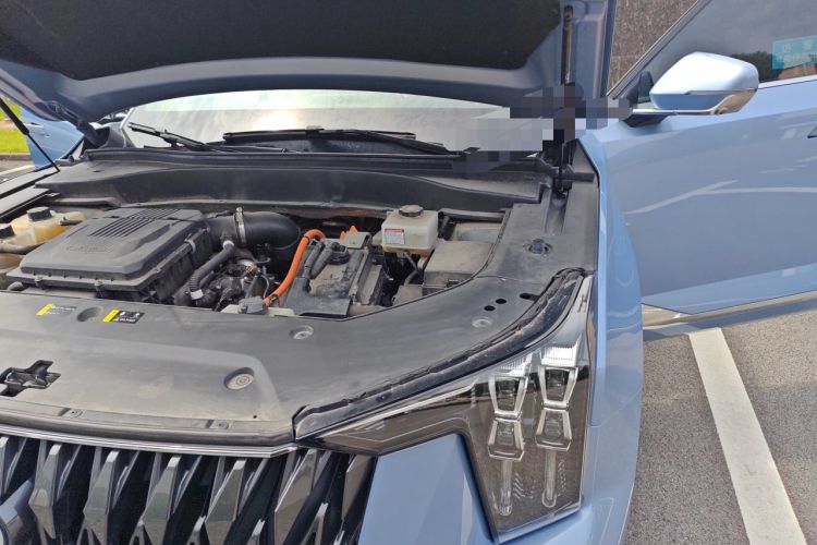 Used GAC Trumpchi GS8 2022 Double-Energy Series 2.0TM Two-Wheel Drive Prestige Edition (6 Seats) Engine Bay Left