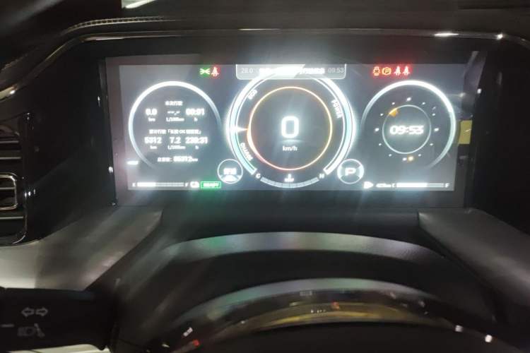 Used GAC Trumpchi GS8 2022 Dual-Engine Series 2.0TM Four-Wheel Drive Prestige Edition (6 Seats) Instrument Cluster