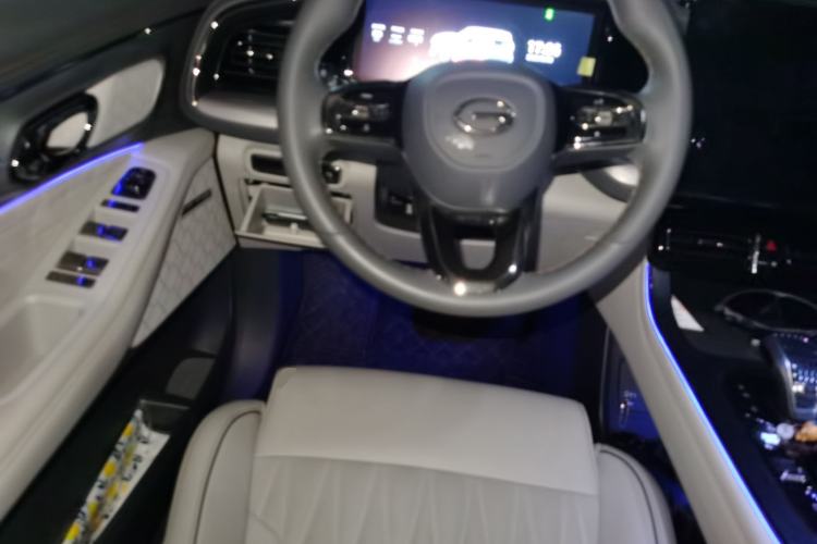 Used GAC Trumpchi GS8 2022 Dual-Engine Series 2.0TM Two-Wheel Drive Prestige Edition (7 Seats) Steering Wheel