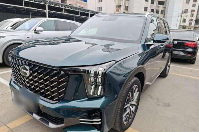 Ojetý GAC Trumpchi GS8 2022 Flagship Series 2.0 TGDI Two-Wheel-Drive Prestige Edition (7 Seats)