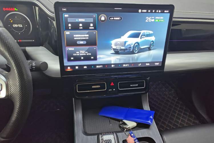 Used GAC Trumpchi GS8 2022 Flagship Series 2.0 TGDI Two-Wheel-Drive Prestige Edition (7 Seats) Audio And AC Panel