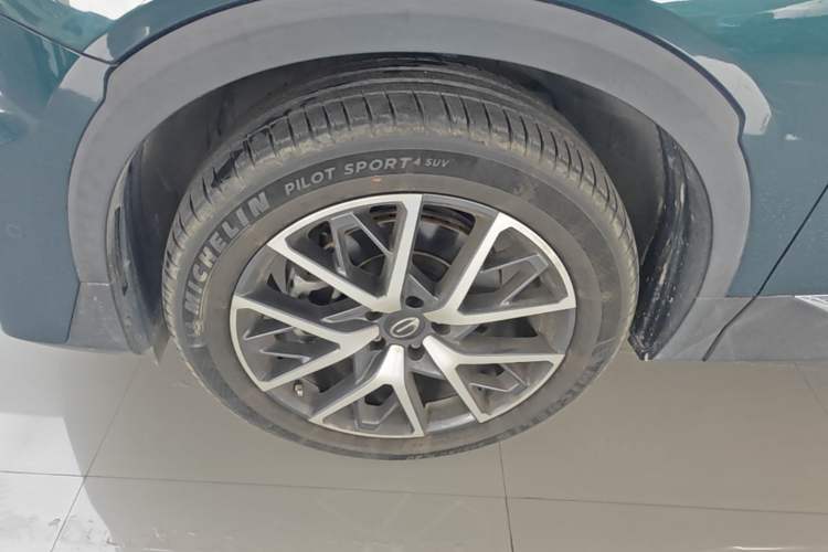 Used GAC Trumpchi GS8 2022 Flagship Series 2.0 TGDI Two-Wheel-Drive Prestige Edition (7 Seats) Left Front Wheel Hub