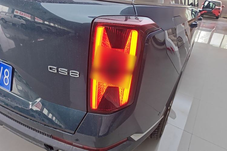 Used GAC Trumpchi GS8 2022 Flagship Series 2.0 TGDI Two-Wheel-Drive Prestige Edition (7 Seats) Right Rear Taillight