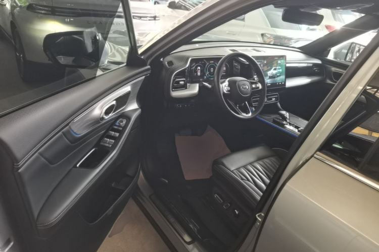 Used GAC Trumpchi GS8 2022 Linghang Series 2.0 TGDI Two-Wheel-Drive Luxury Smart Connectivity Version (7 Seats) Driver Seat