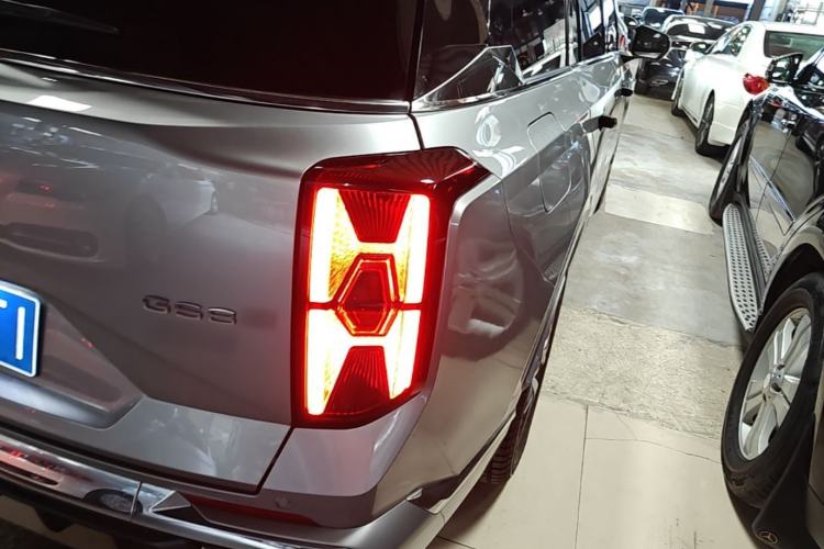 Used GAC Trumpchi GS8 2022 Double-Energy Series 2.0TM Four-Wheel Drive Premium Edition (7 Seats) Exterior 3