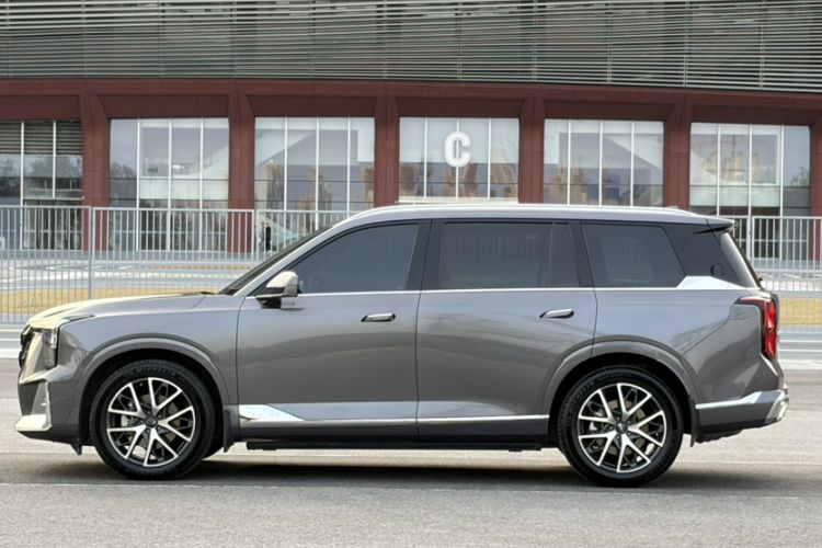 Used GAC Trumpchi GS8 2022 Double-Energy Series 2.0TM Two-Wheel Drive Prestige Edition (6 Seats) Exterior 3