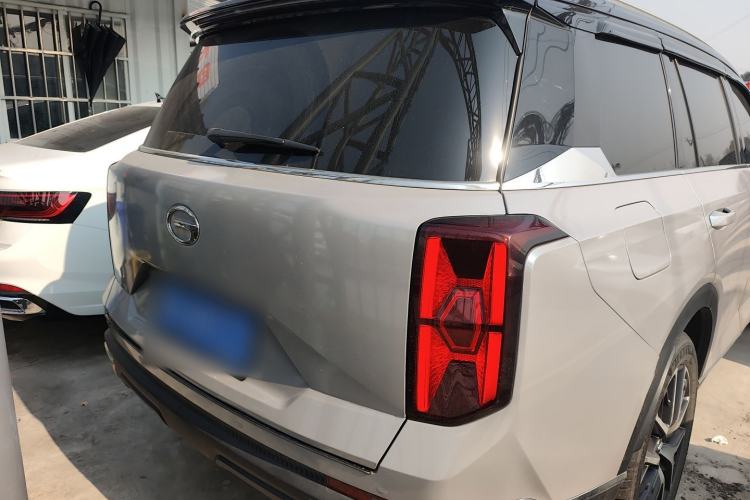 Used GAC Trumpchi GS8 2022 Linghang Series 2.0 TGDI Two-Wheel-Drive Luxury Smart Connectivity Version (7 Seats) Exterior 4