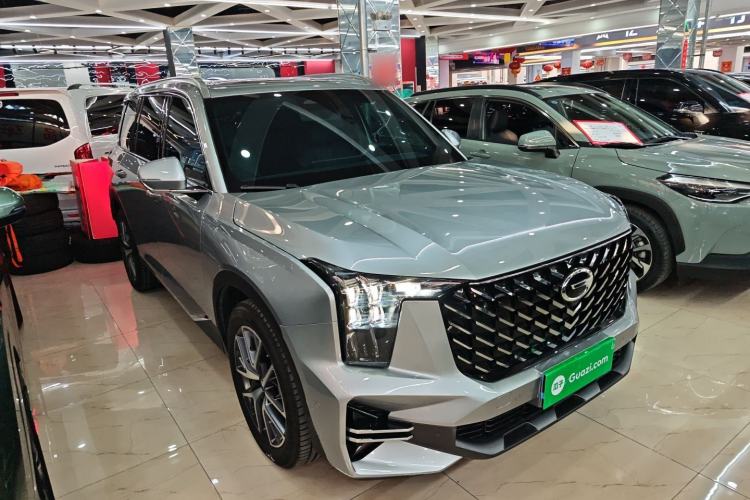 Used GAC Trumpchi GS8 2022 Flagship Series 2.0 TGDI Two-Wheel-Drive Prestige Edition (6-seater) Front Right 45 Deg