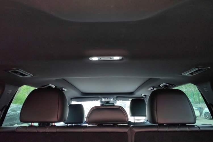 Used GAC Trumpchi GS8 2022 Double-Energy Series 2.0TM Four-Wheel Drive Premium Edition (7 Seats) Headliner