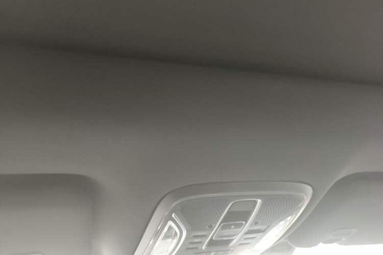 Used GAC Trumpchi GS8 2022 Linghang Series 2.0 TGDI Two-Wheel Drive Luxury Smart Connectivity Version (6 Seats) Headliner