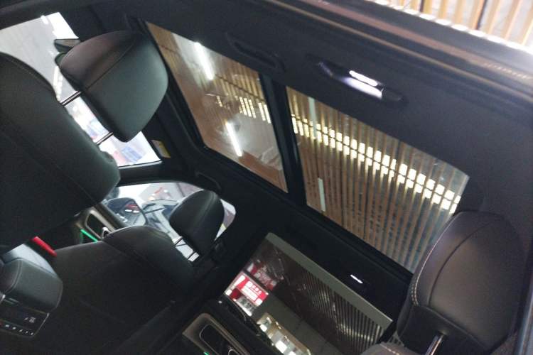 Used GAC Trumpchi GS8 2022 Linghang Series 2.0 TGDI Two-Wheel Drive Luxury Smart Connectivity Version (6 Seats) Headliner