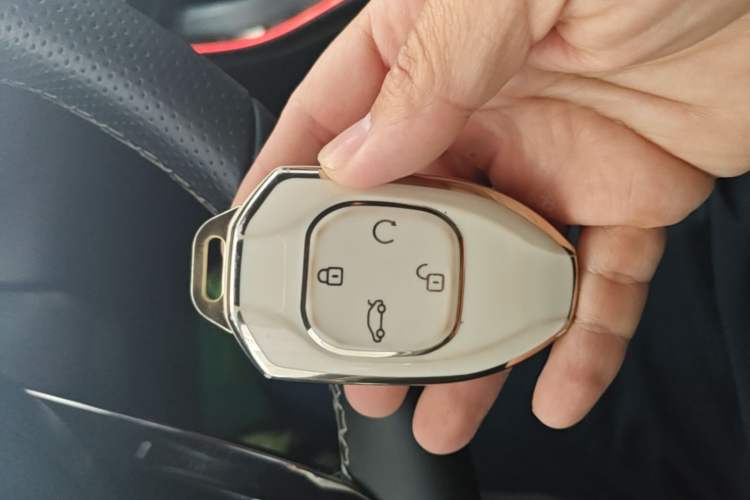Used GAC Trumpchi GS8 2022 Dual-Engine Series 2.0TM Two-Wheel Drive Prestige Edition (7 Seats) Interior 1