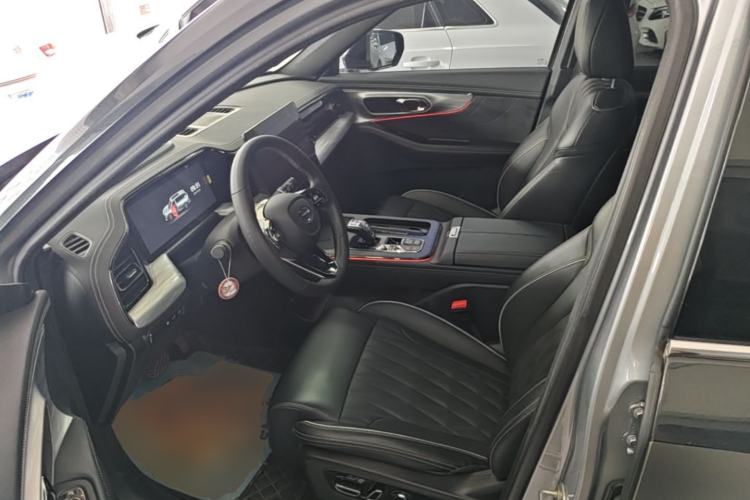 Used GAC Trumpchi GS8 2022 Dual-Engine Series 2.0TM Two-Wheel Drive Prestige Edition (7 Seats) Left Front Seat