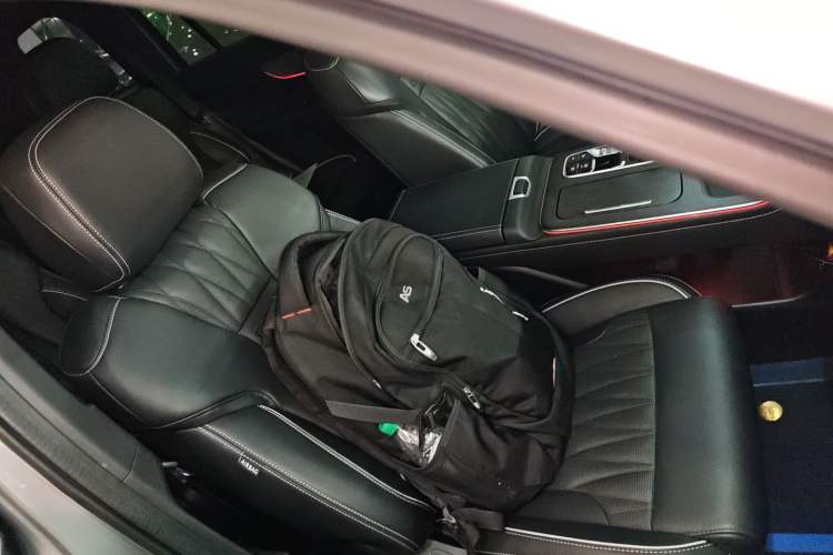 Used GAC Trumpchi GS8 2022 Flagship Series 2.0 TGDI Two-Wheel-Drive Prestige Edition (6-seater) Right Front Seat