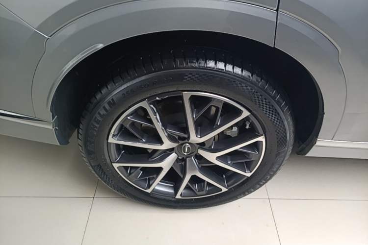 Used GAC Trumpchi GS8 2022 Double-Energy Series 2.0TM Two-Wheel Drive Prestige Edition (6 Seats) Right Rear Wheel Hub