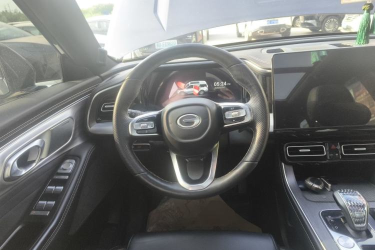Used GAC Trumpchi GS8 2022 Flagship Series 2.0 TGDI Two-Wheel-Drive Prestige Edition (7 Seats) Steering Wheel