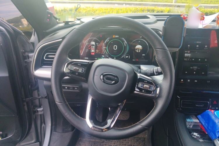 Used GAC Trumpchi GS8 2022 Dual-Engine Series 2.0TM Two-Wheel Drive Prestige Edition (7 Seats) Steering Wheel