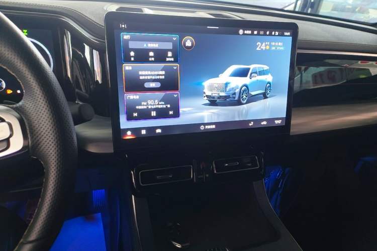 Used GAC Trumpchi GS8 2022 Flagship Series 2.0 TGDI Four-Wheel Drive Luxury Smart Connectivity Version (7 Seats) Audio And AC Panel