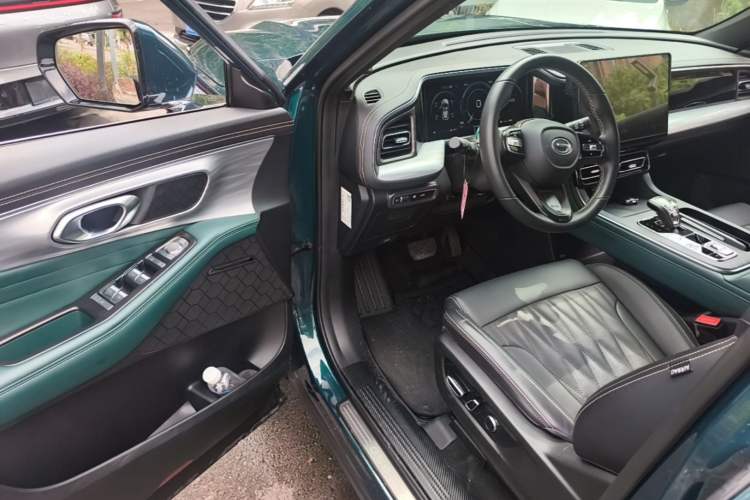 Used GAC Trumpchi GS8 2022 Linghang Series 2.0 TGDI Two-Wheel-Drive Luxury Smart Connectivity Version (7 Seats) Driver Seat