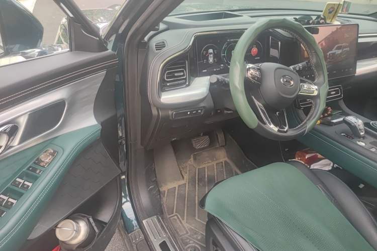 Used GAC Trumpchi GS8 2022 Dual-Engine Series 2.0TM Four-Wheel Drive Prestige Edition (6 Seats) Driver Seat