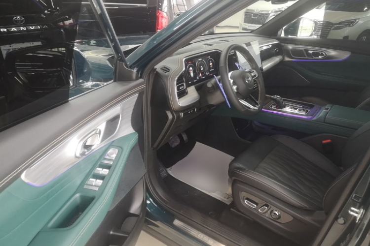 Used GAC Trumpchi GS8 2022 Flagship Series 2.0 TGDI Two-Wheel-Drive Prestige Edition (6-seater) Driver Seat
